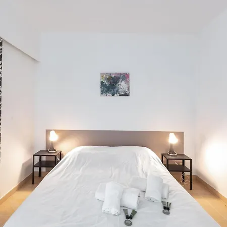 Appartement Jura - Welkeys Bandol Esterno foto